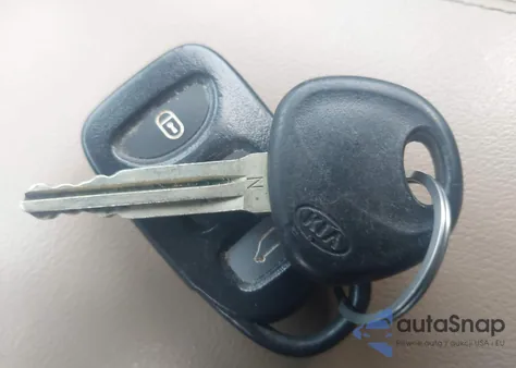 2009 Kia Rondo Lx V6 from USA, damaged, VIN KNAFG526497252260